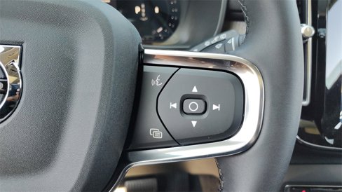 New 2026 Volvo XC40 B5 Plus w/ Climate Package image 16