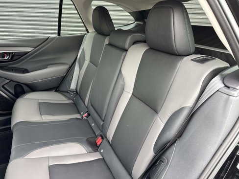 Used 2025 Subaru Outback Onyx Edition XT image 12
