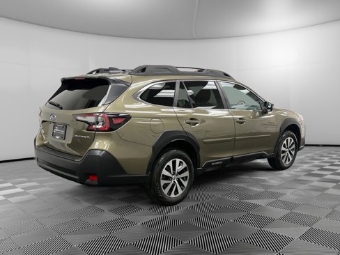 Certified 2023 Subaru Outback Premium image 5