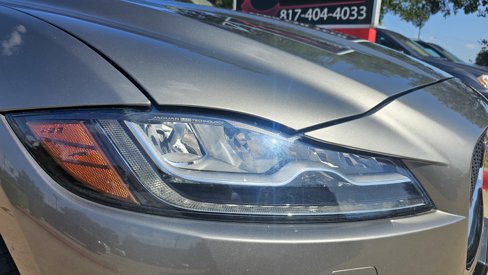Used 2018 Jaguar F-PACE Portfolio image 12