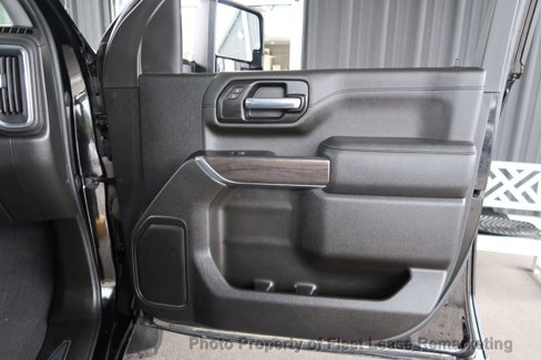 Used 2022 Chevrolet Silverado 2500 LTZ w/ LTZ Plus Package image 27
