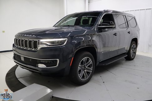 Used 2025 Jeep Wagoneer 4WD w/ Convenience Group I image 10