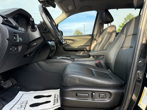 Used 2021 Honda Pilot Touring image 18