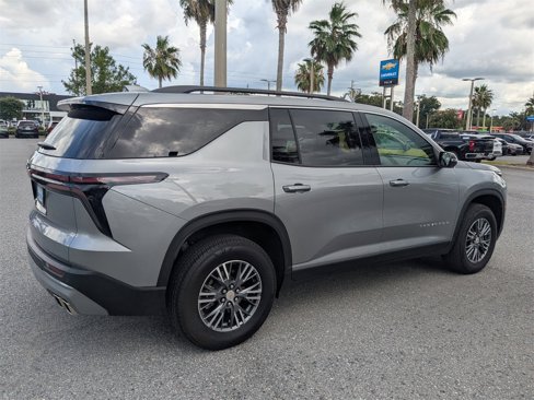 Certified 2025 Chevrolet Traverse LT image 3