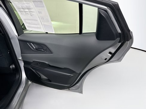 Used 2025 Toyota Prius LE image 29
