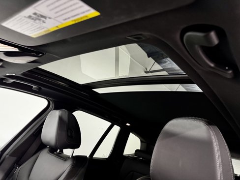 Used 2024 BMW X3 xDrive30i image 8