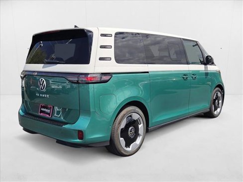 New 2025 Volkswagen ID. Buzz Pro S Plus image 2