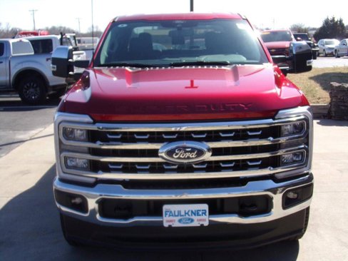 New 2025 Ford F250 Lariat w/ Chrome Package image 3