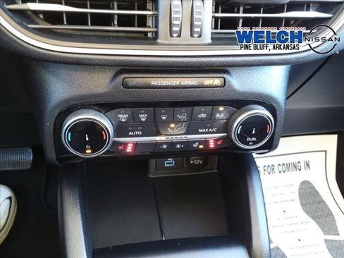 Used 2022 Ford Escape SEL image 15