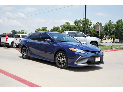 Used 2024 Toyota Camry XLE image 2