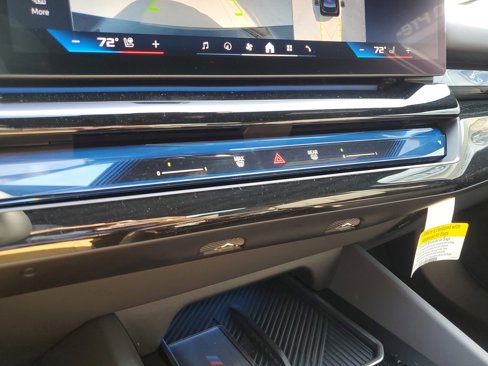 Used 2025 BMW i5 M60 w/ Premium Package image 24