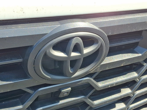 Used 2025 Toyota Tundra Limited image 5