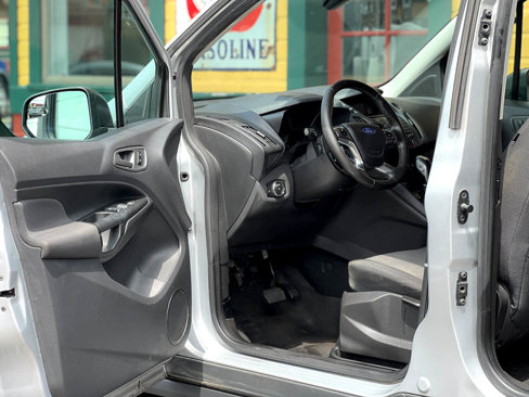 Used 2016 Ford Transit Connect XL image 12