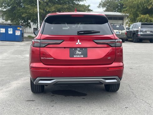 New 2025 Mitsubishi Outlander SE image 4