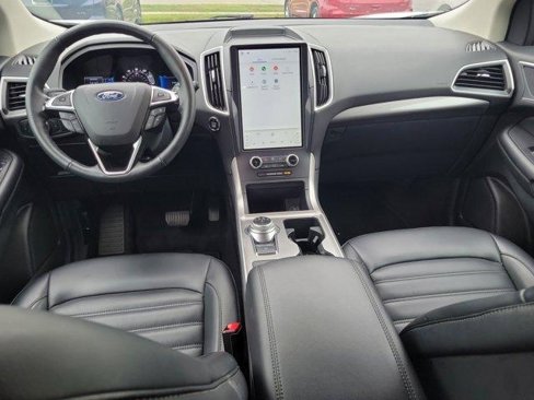 Used 2024 Ford Edge SEL image 13