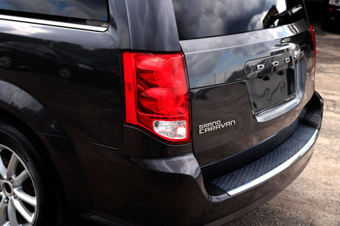 Used 2020 Dodge Grand Caravan SXT image 31
