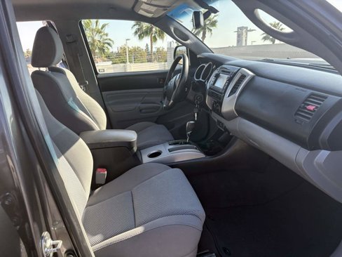 Used 2012 Toyota Tacoma PreRunner image 20