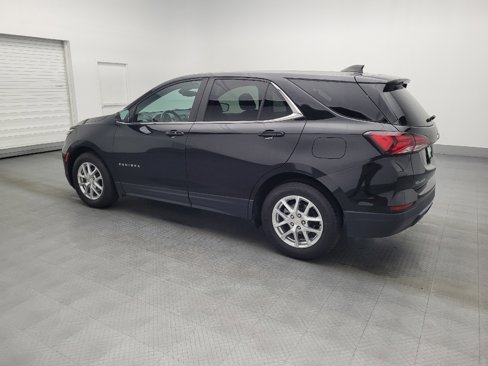 Used 2022 Chevrolet Equinox LT w/ Driver Convenience Package image 3