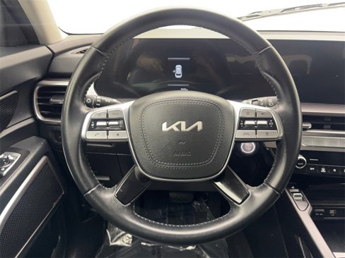 Used 2025 Kia Telluride S image 60