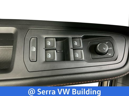 Certified 2025 Volkswagen Atlas Peak Edition SE image 23