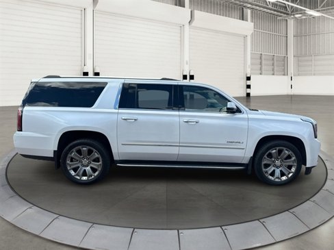 Used 2016 GMC Yukon XL Denali w/ Open Road Package image 6