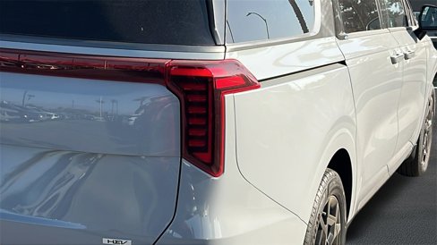 New 2026 Kia Carnival SX Prestige image 9