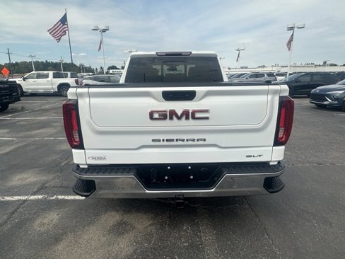 Certified 2022 GMC Sierra 1500 SLT w/ SLT Convenience Package image 4