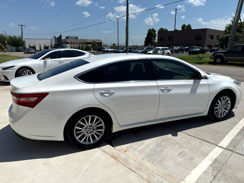 Used 2018 Toyota Avalon Limited w/ Carpet Mat Package image 8