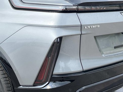New 2026 Cadillac Lyriq Signature Sport image 10