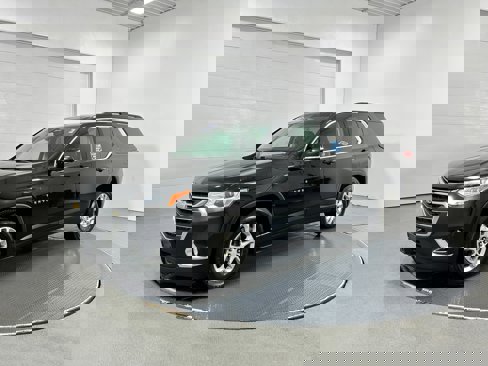 Used 2021 Chevrolet Traverse LT image 21