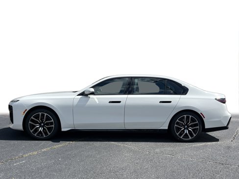 New 2026 BMW 740i w/ Premium Package image 24