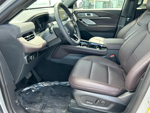 New 2025 Ford Explorer Platinum image 26