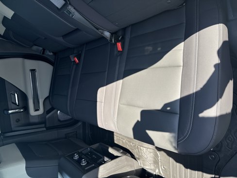 New 2026 GMC Hummer EV SUV image 22