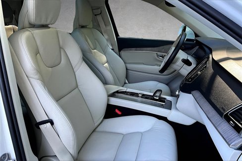 Certified 2024 Volvo XC90 B6 Plus w/ Protection Package Premier image 23