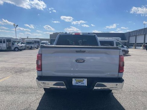 Certified 2022 Ford F150 XLT w/ Equipment Group 302A High image 5