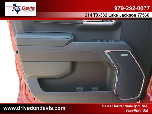 New 2026 GMC Sierra 1500 SLT image 19