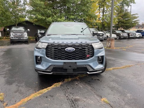 New 2025 Ford Explorer ST image 4