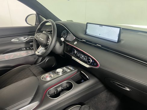 Used 2025 Genesis GV70 3.5T Sport w/ Sport Advanced Package image 36