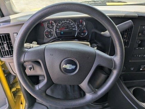 Used 2023 Chevrolet Express 2500 image 19