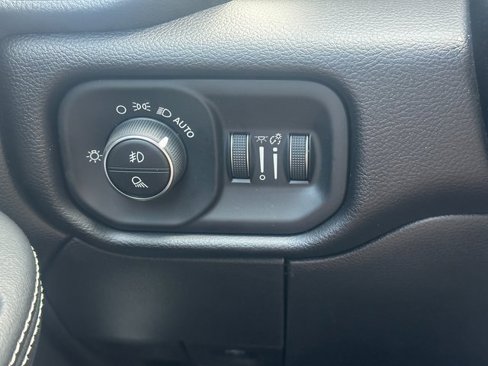 New 2025 RAM 2500 Laramie image 35