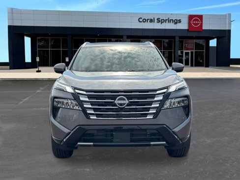New 2026 Nissan Rogue Platinum image 8