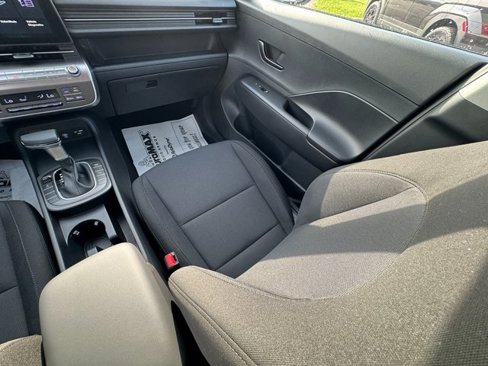 New 2025 Hyundai Kona SEL image 14