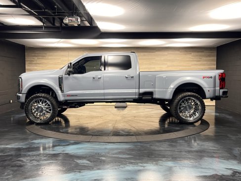 Used 2024 Ford F450 Limited w/ FX4 Off-Road Package image 24
