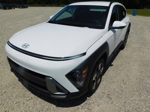 New 2025 Hyundai Kona SEL image 1