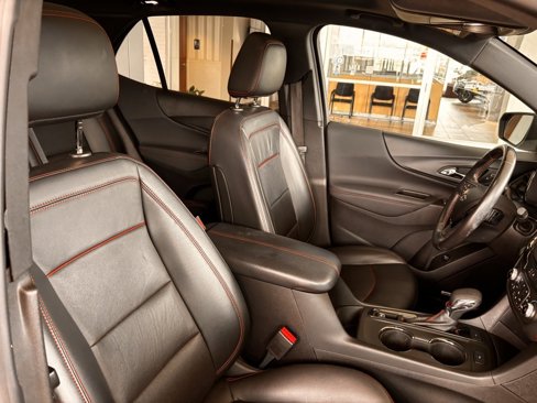 Used 2022 Chevrolet Equinox RS w/ RS Leather Package image 41