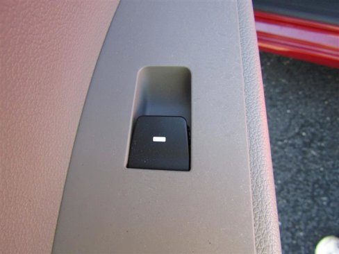 Used 2020 Hyundai Elantra SE image 25