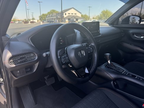 Used 2025 Honda HR-V Sport image 13