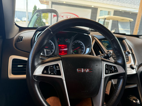 Used 2017 GMC Terrain SLE w/ Convenience Package image 30