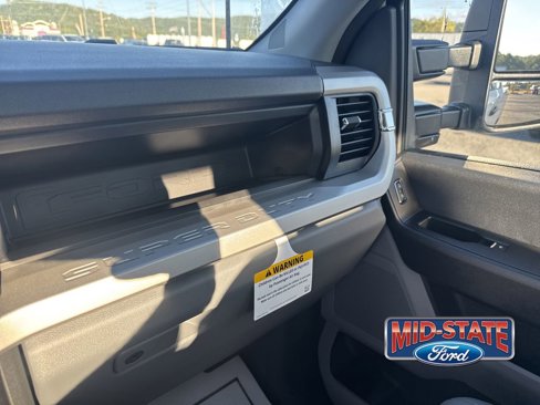 New 2026 Ford F250 XL image 23