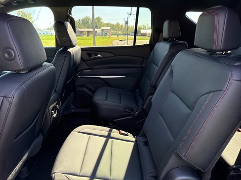 New 2026 Chevrolet Traverse Z71 w/ Driver Confidence Package image 29
